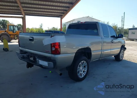 2003 GMC Sierra 1500 Sle z USA, uszkodzony, nr VIN 2GTEK19TX31263625